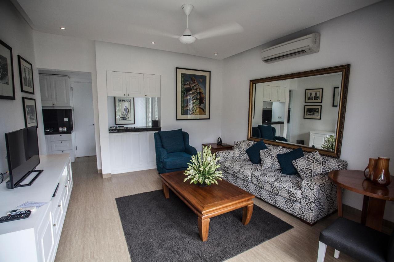 Lakshmi Luxury Villas, Walk To The Beach And Seminyak Shopping Exterior photo