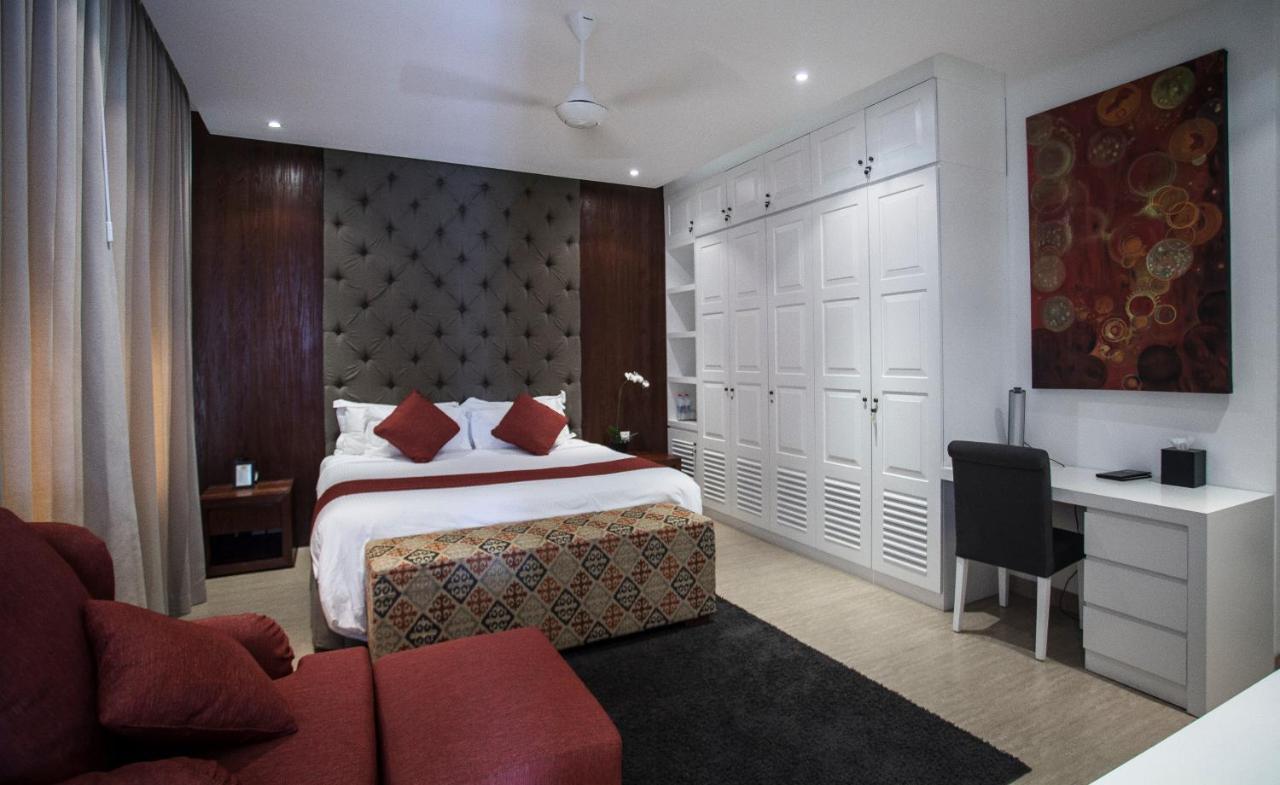 Lakshmi Luxury Villas, Walk To The Beach And Seminyak Shopping Exterior photo