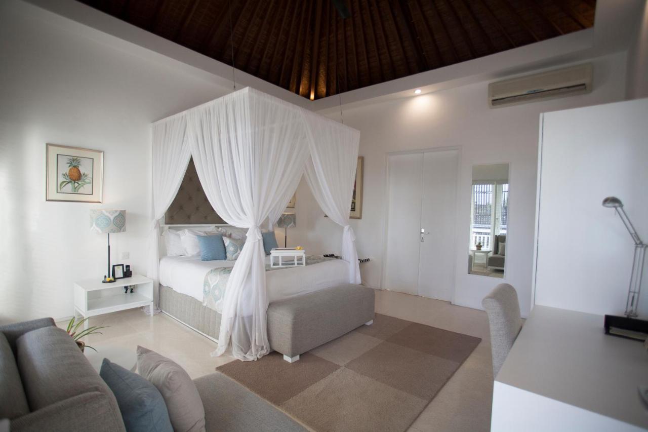 Lakshmi Luxury Villas, Walk To The Beach And Seminyak Shopping Exterior photo