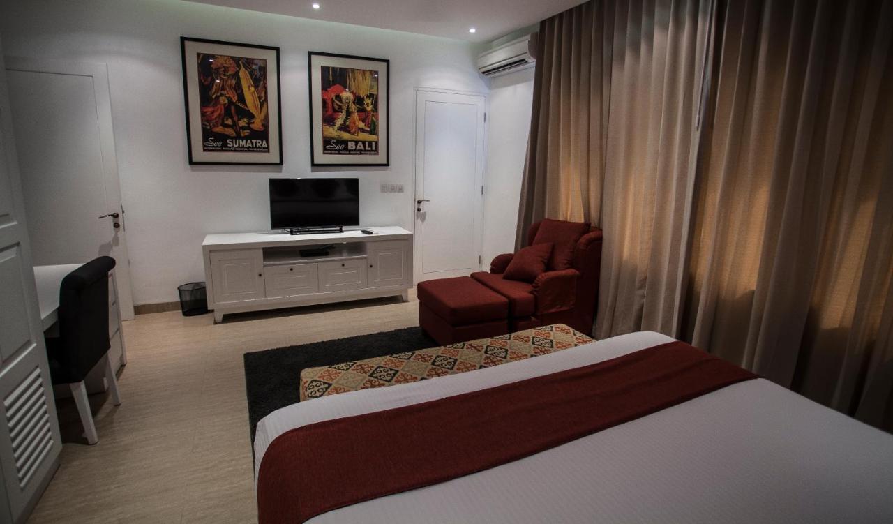 Lakshmi Luxury Villas, Walk To The Beach And Seminyak Shopping Exterior photo